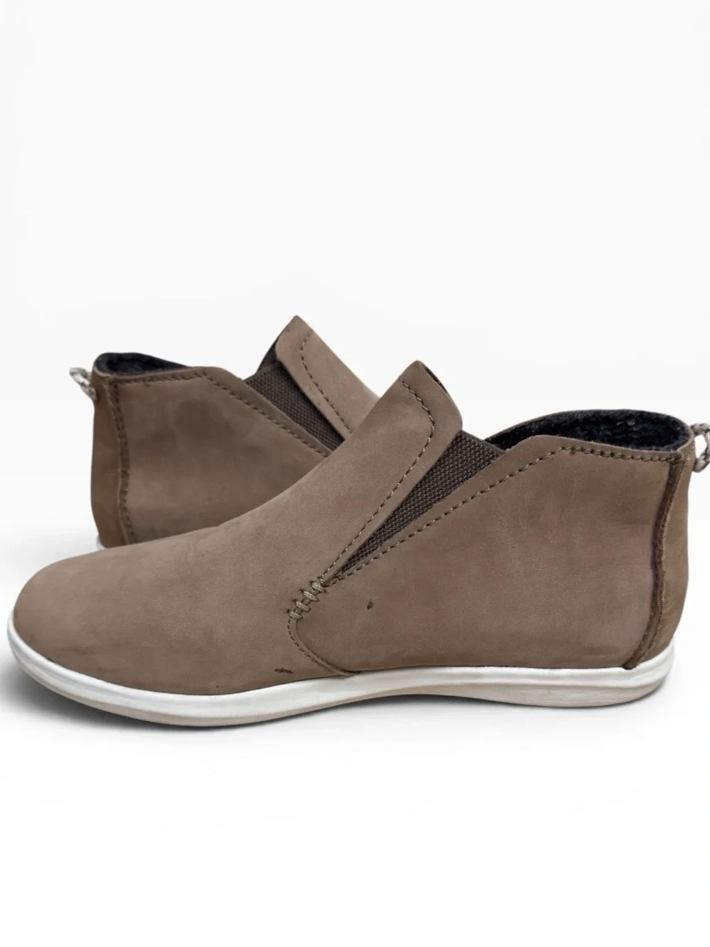 OluKai Hawai‘iloa Manu Hope Nubuck Ankle Boots Taupe Brown Women’s Size US 7
